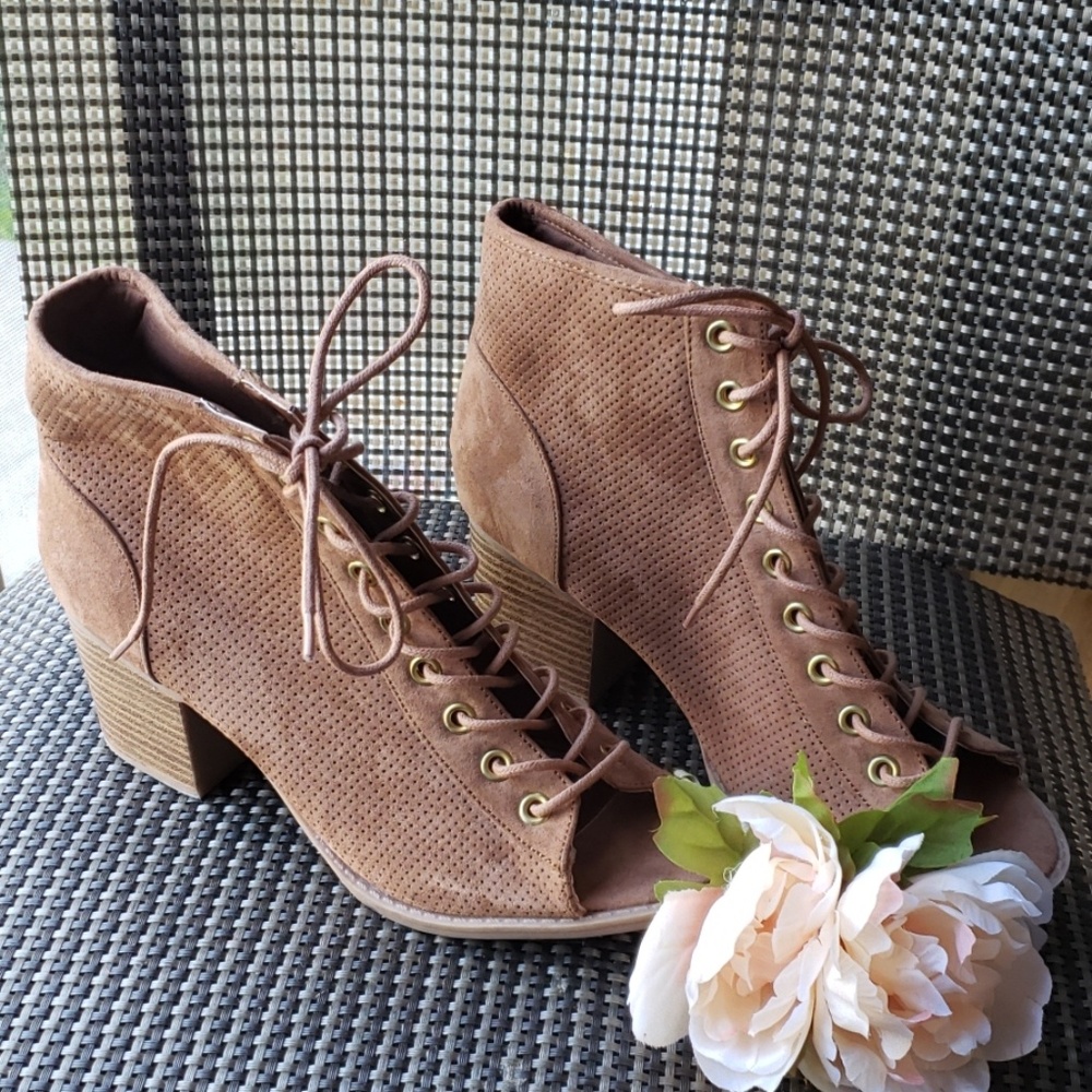 Suede peek-a-boo booties